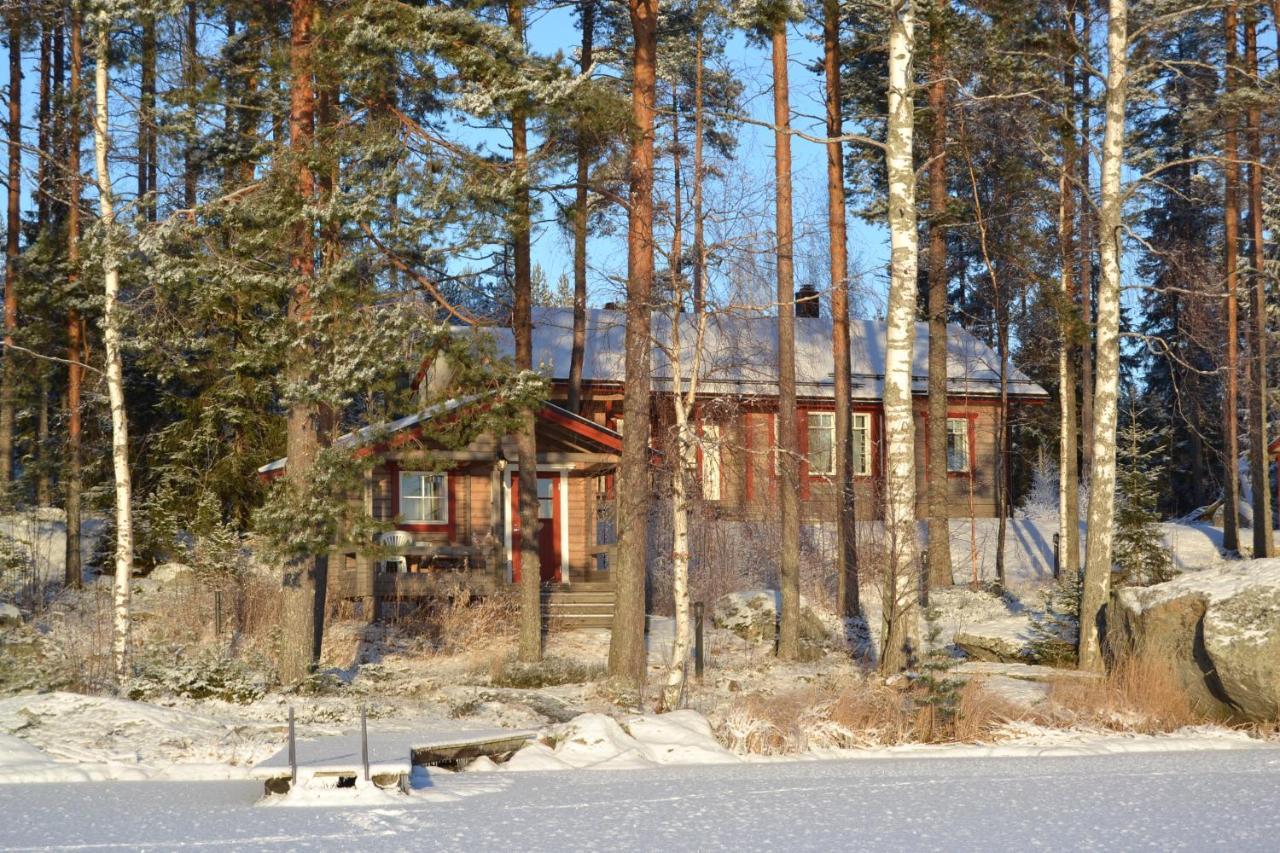 Вилла Suvituuli | Paajoen Vuokramoekit Himos Экстерьер фото